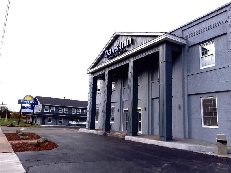 Days Inn By Wyndham Saint John Exterior foto